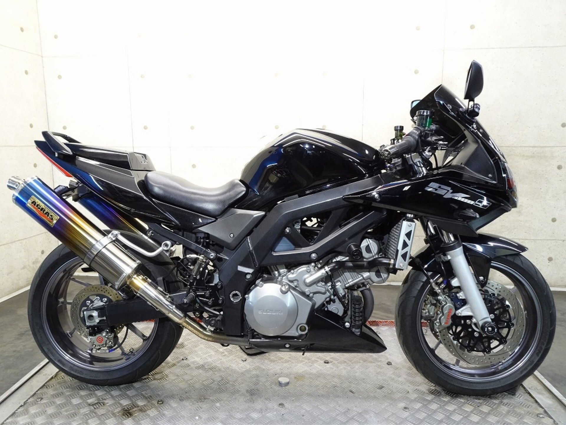 Suzuki SV1000S