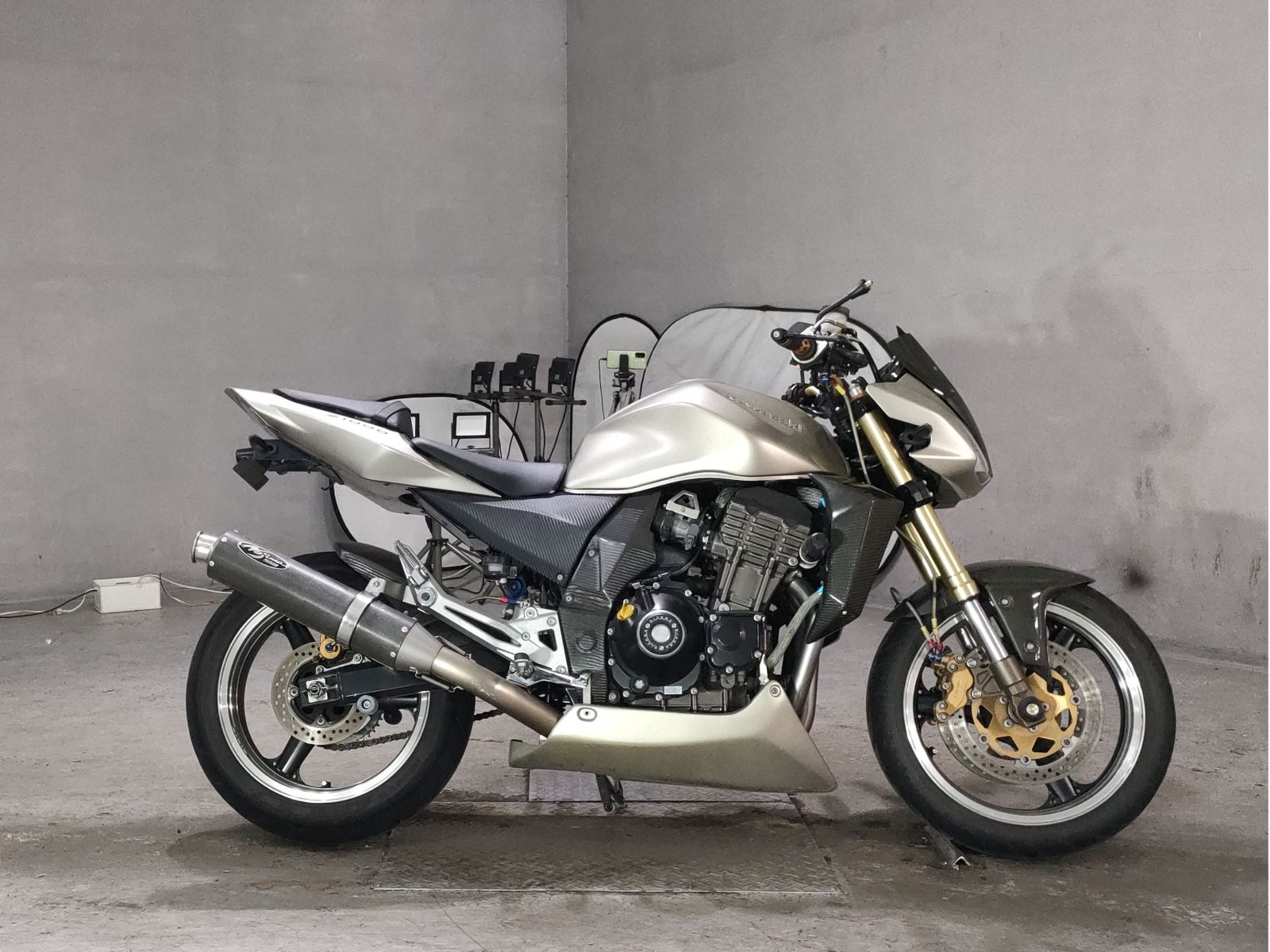 Kawasaki Z1000