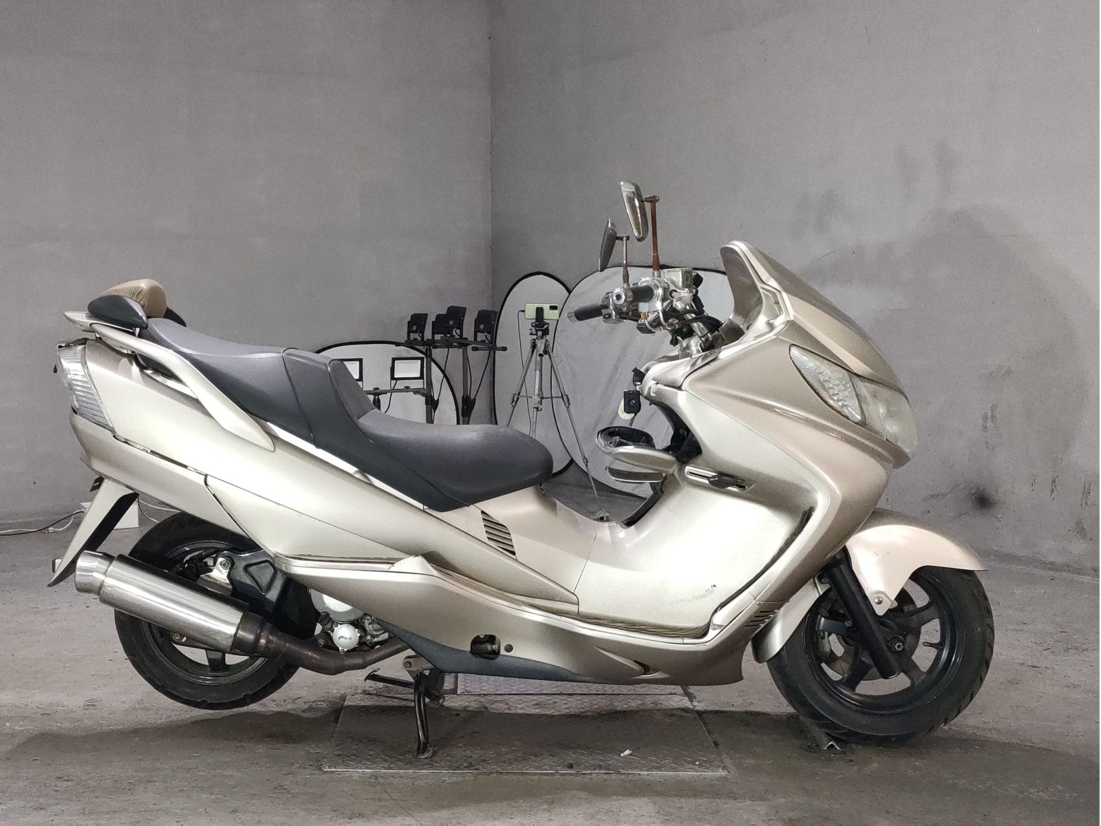 Suzuki SKYWAVE 250SS