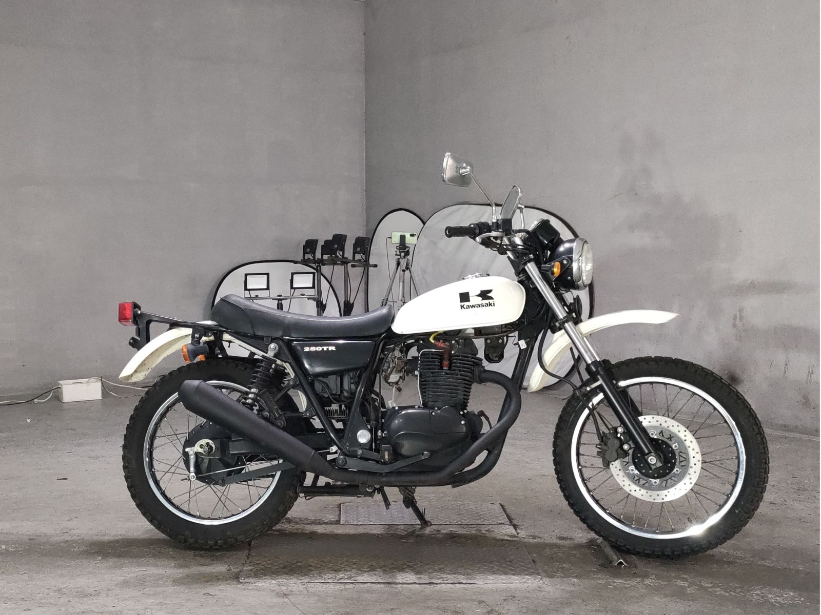 Kawasaki 250TR