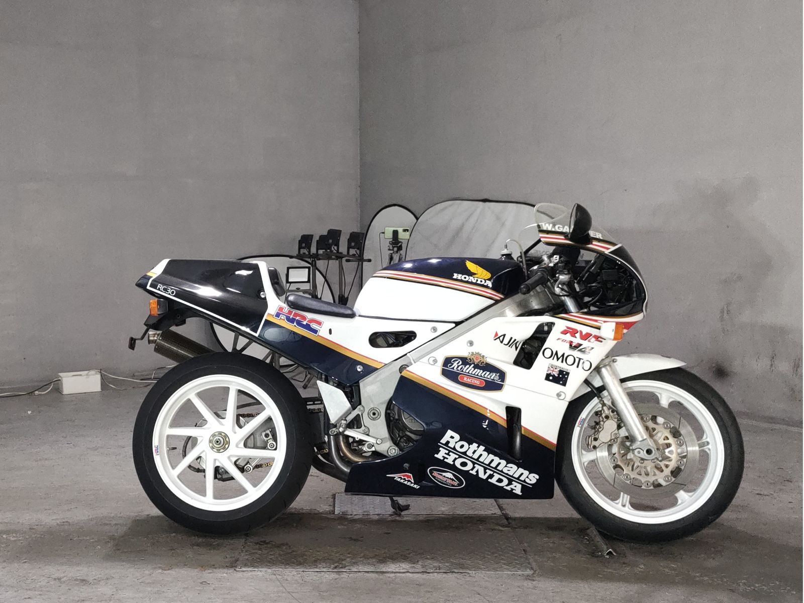 Honda VFR750R