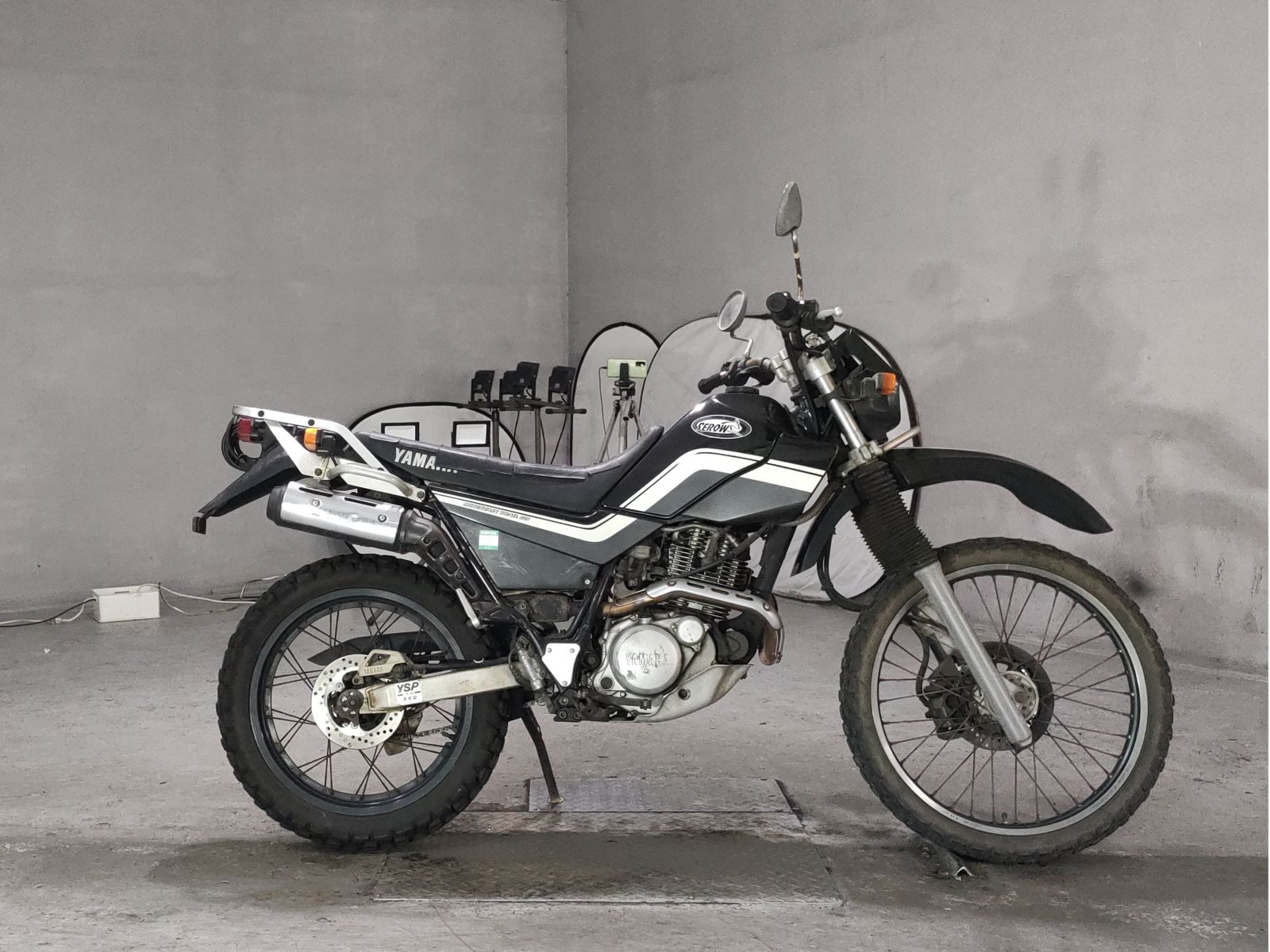 Yamaha SEROW 225W