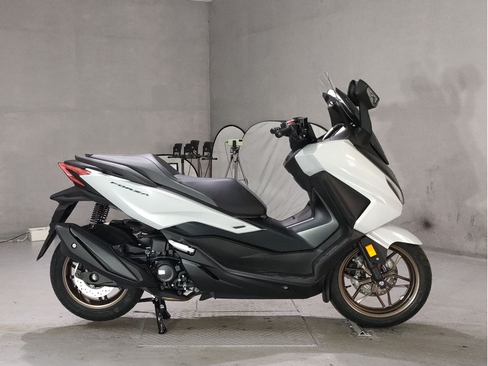 Honda FORZA