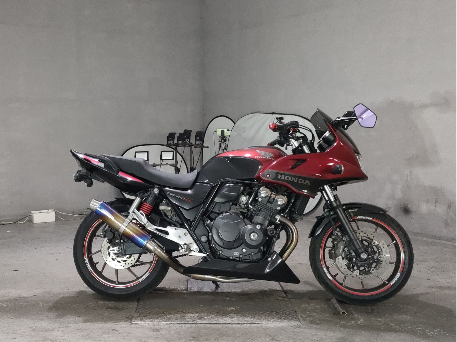 Honda CB400SFV-4 BOLDOR