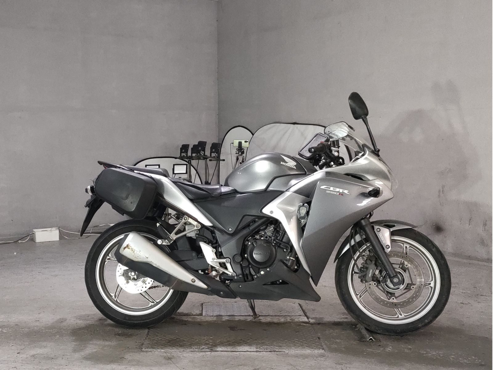 Honda CBR250R