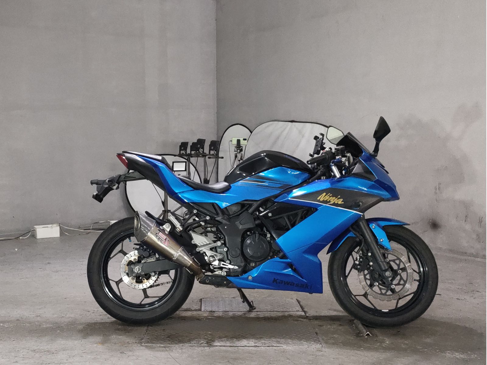Kawasaki NINJA250SL