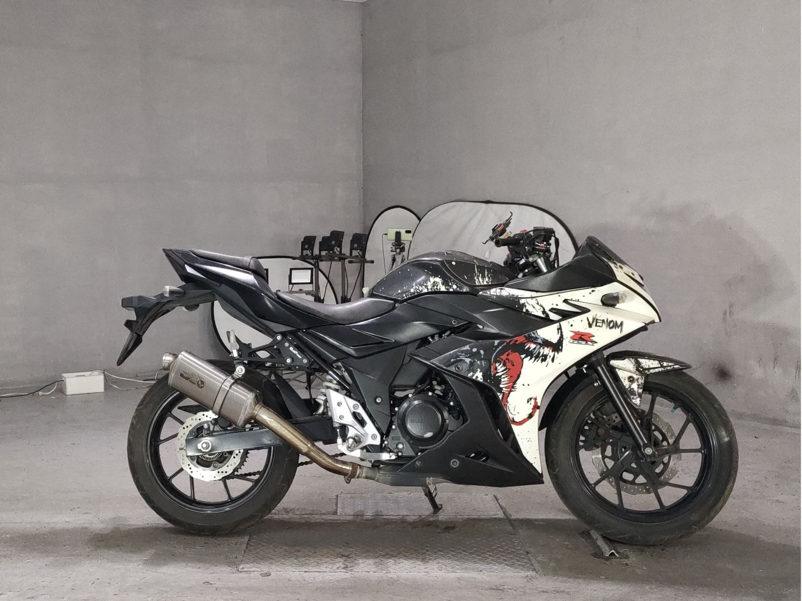 Suzuki GSX250R
