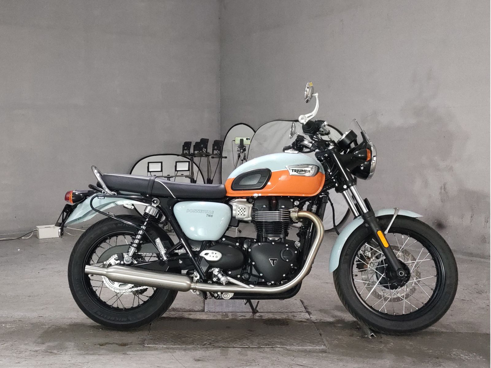 Triumph TRIUMPH BONNEVILLE T100