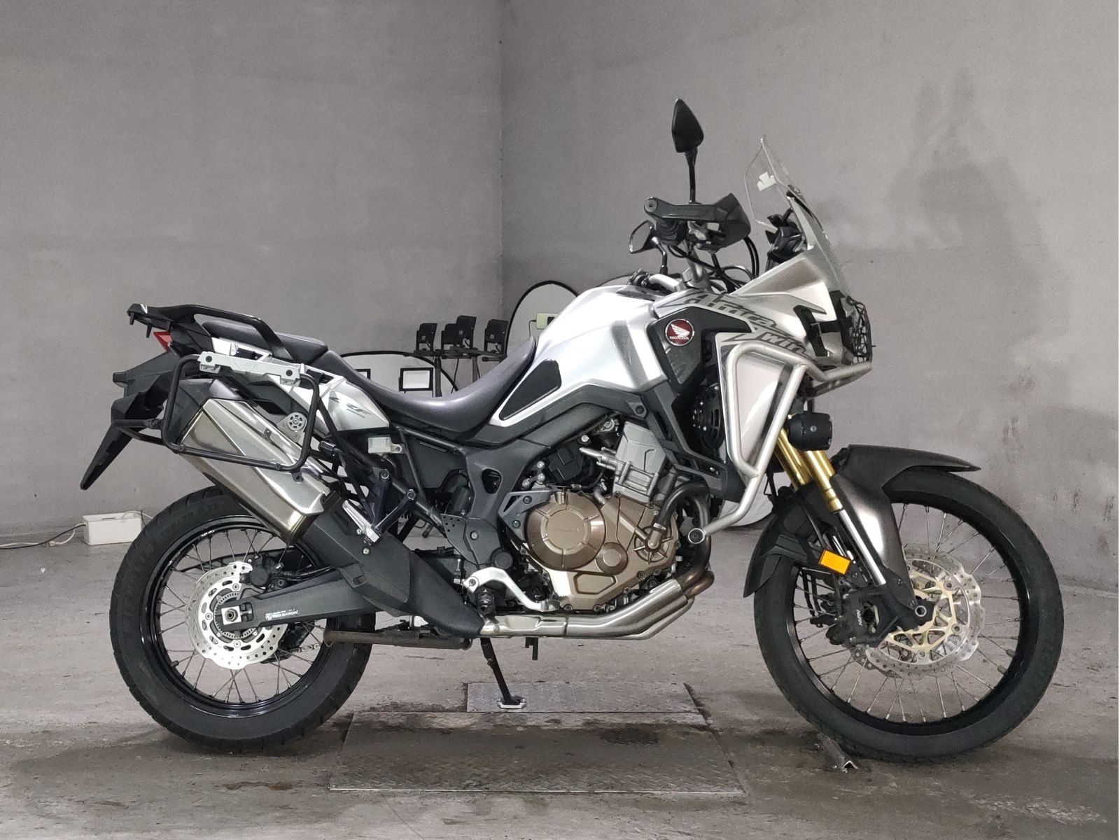 Honda CFR1000 AfricaTwin