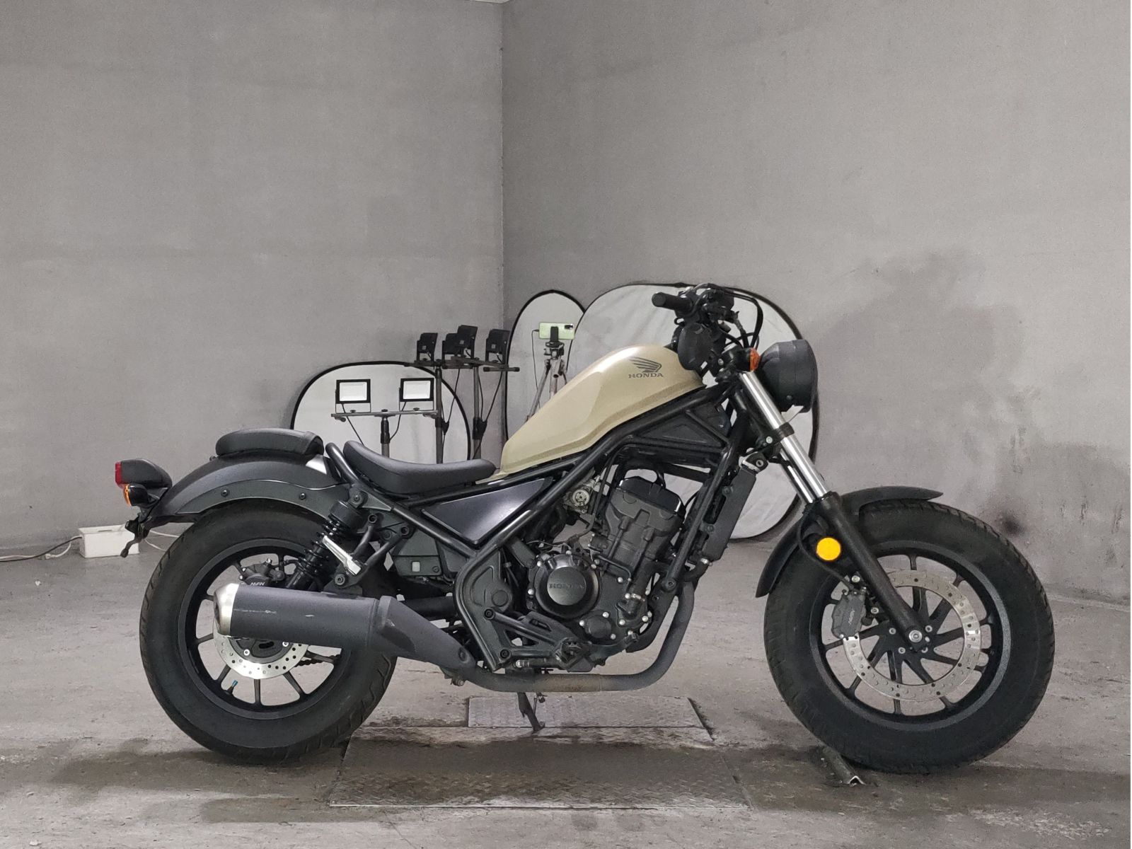 Honda REBEL