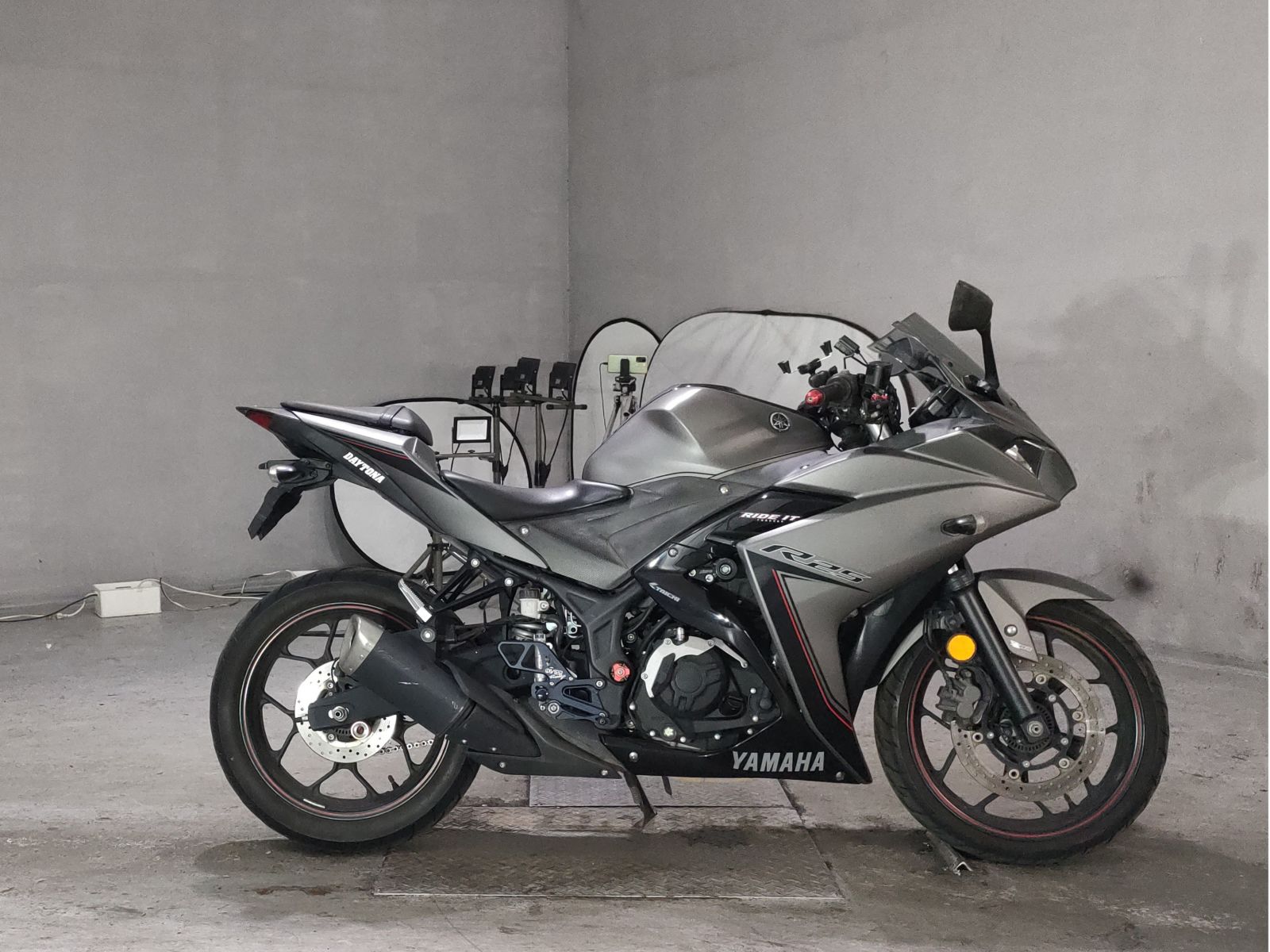 Yamaha YZF-R25