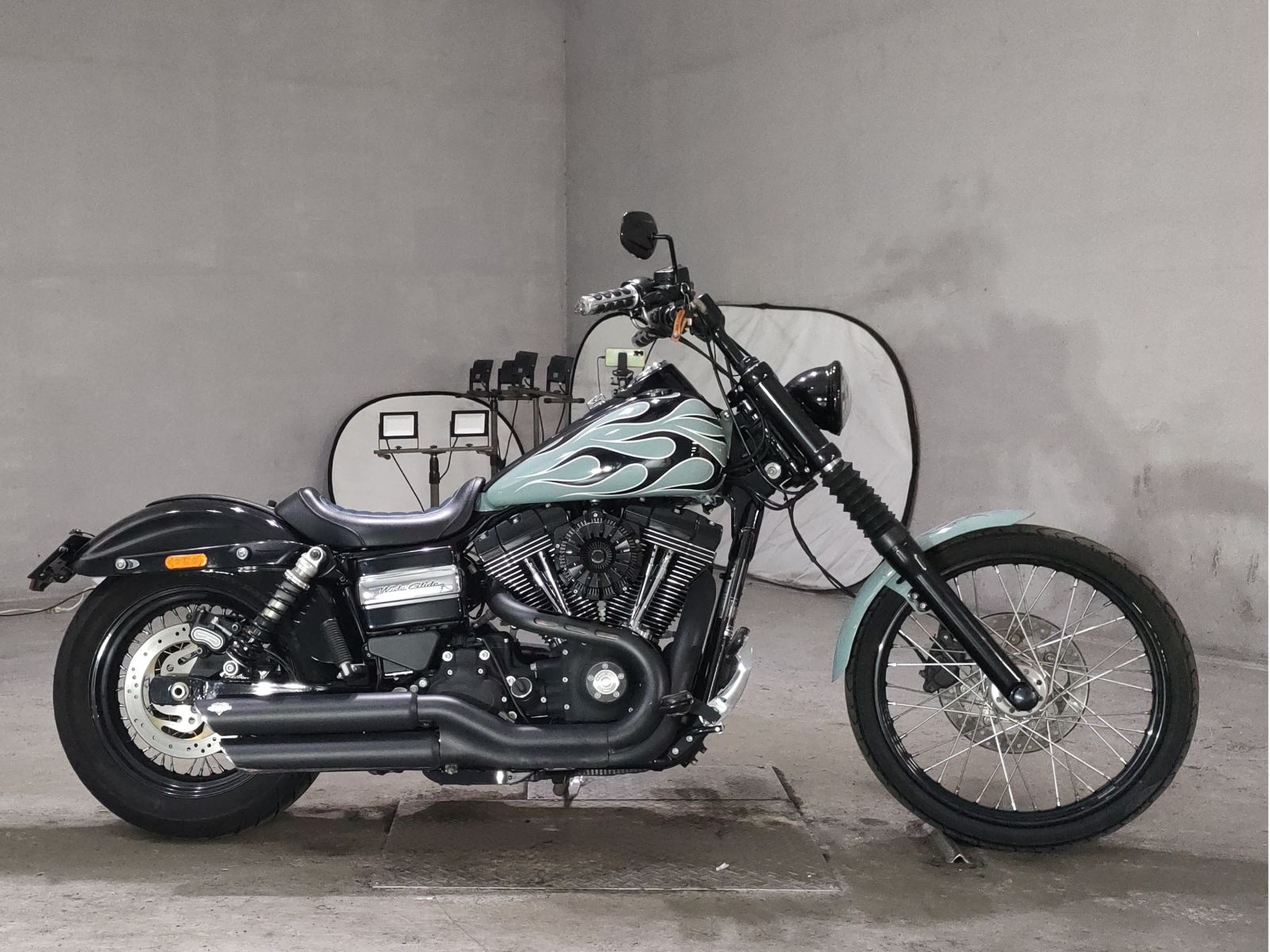 Harley-Davidson HARLEY FXDWG1580