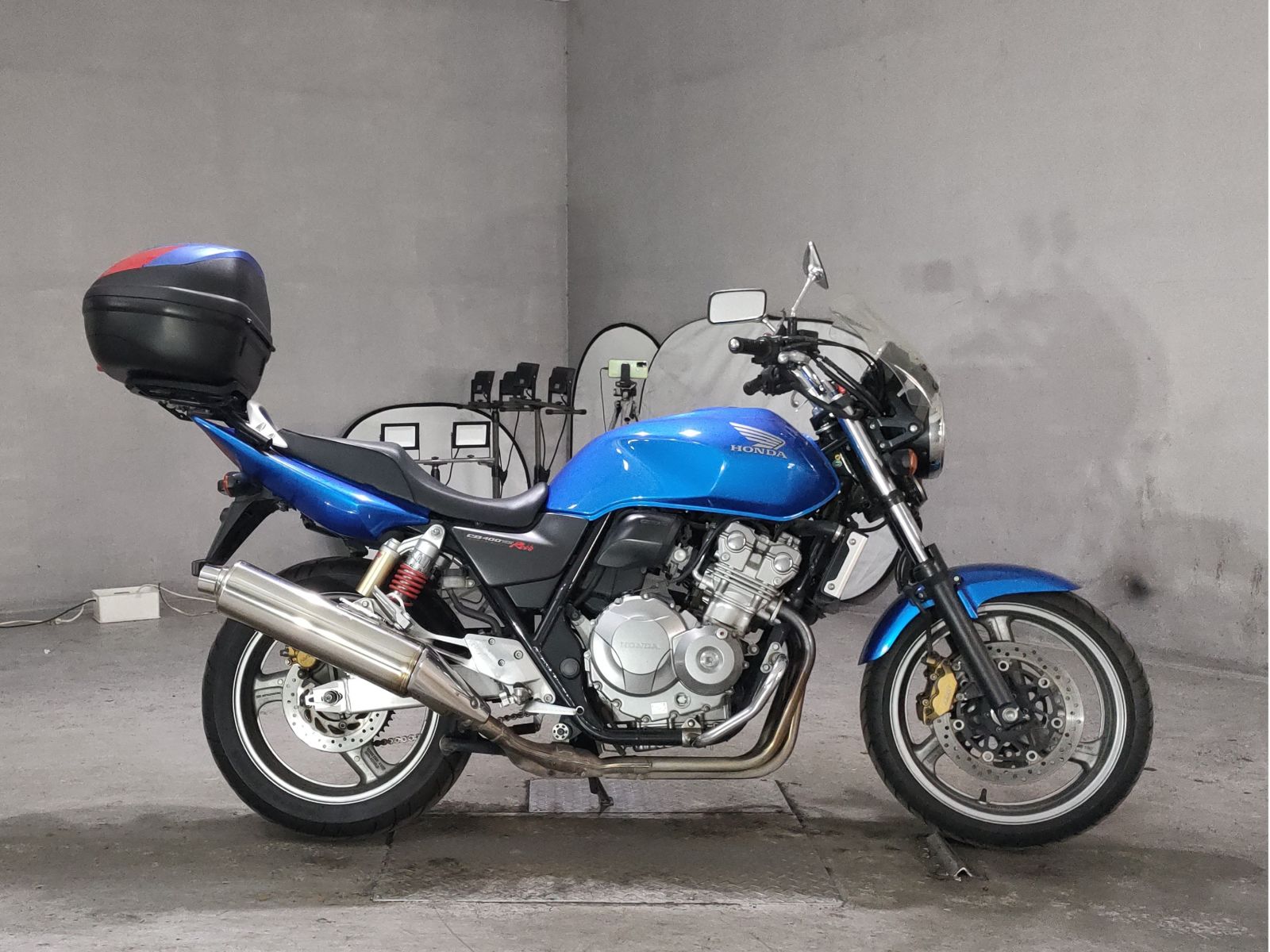 Honda CB400SFV-4