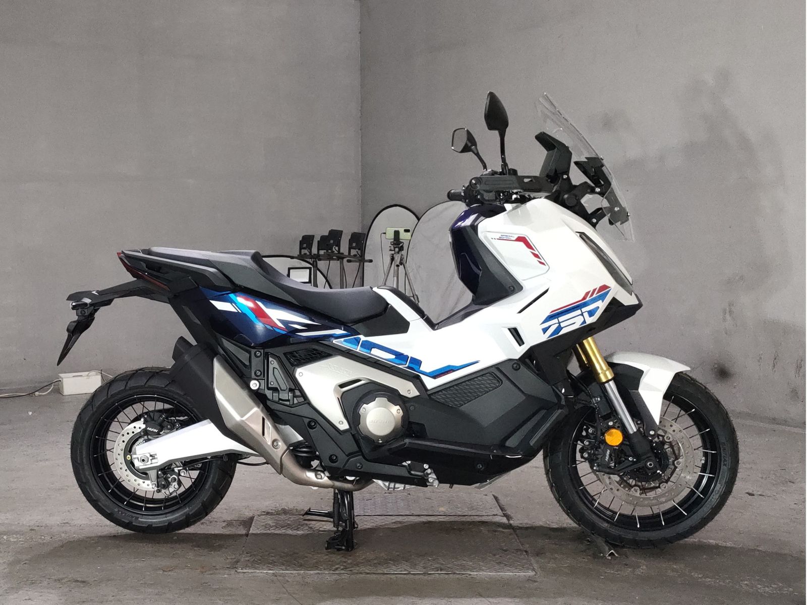 OTHER X-ADV