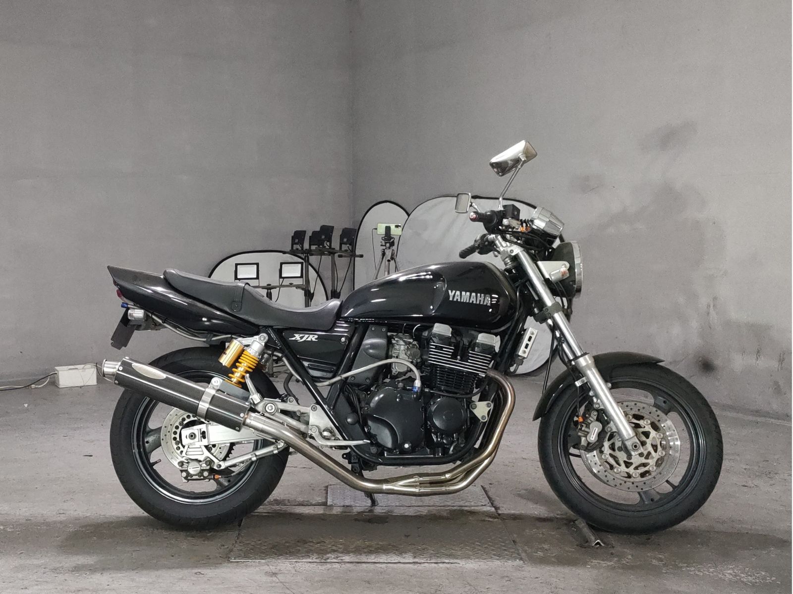 Yamaha XJR400