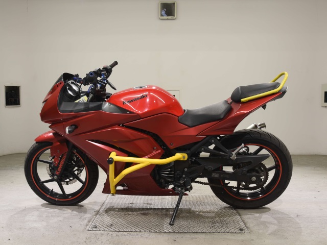 Kawasaki NINJA250R