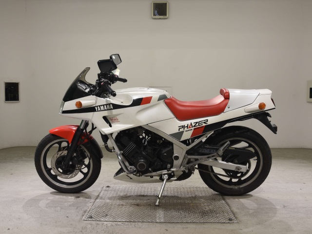 Yamaha FZ250