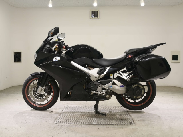 Honda VFR800F