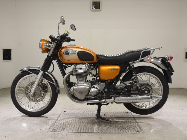 Kawasaki W800