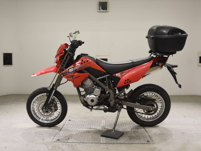OTHER D TRACKER 125