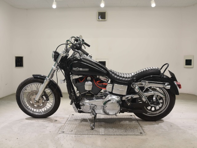 Harley-Davidson HARLEY FXDC1580