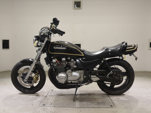 Kawasaki ZEPHYR750