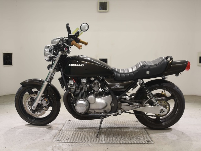 Kawasaki ZEPHYR750
