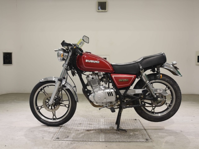 Suzuki GN125H