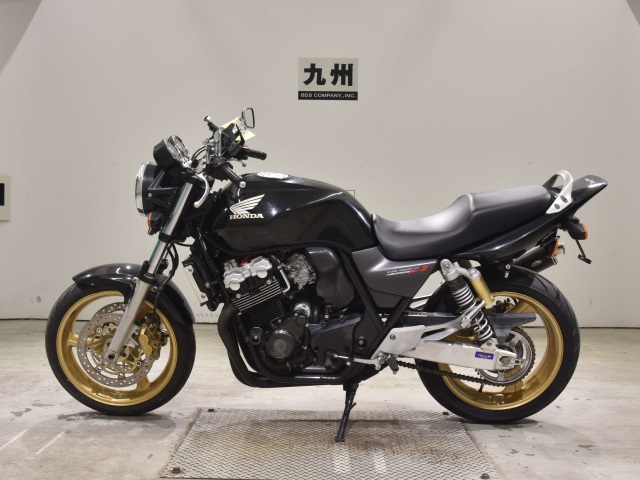 Honda CB400SFV-3