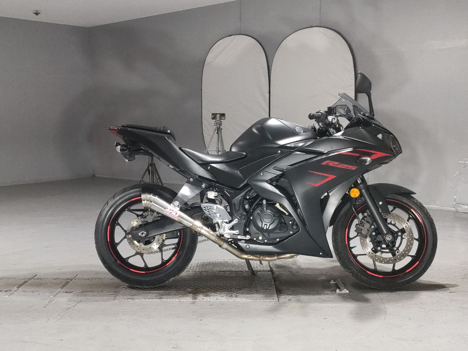 Yamaha YZF-R25