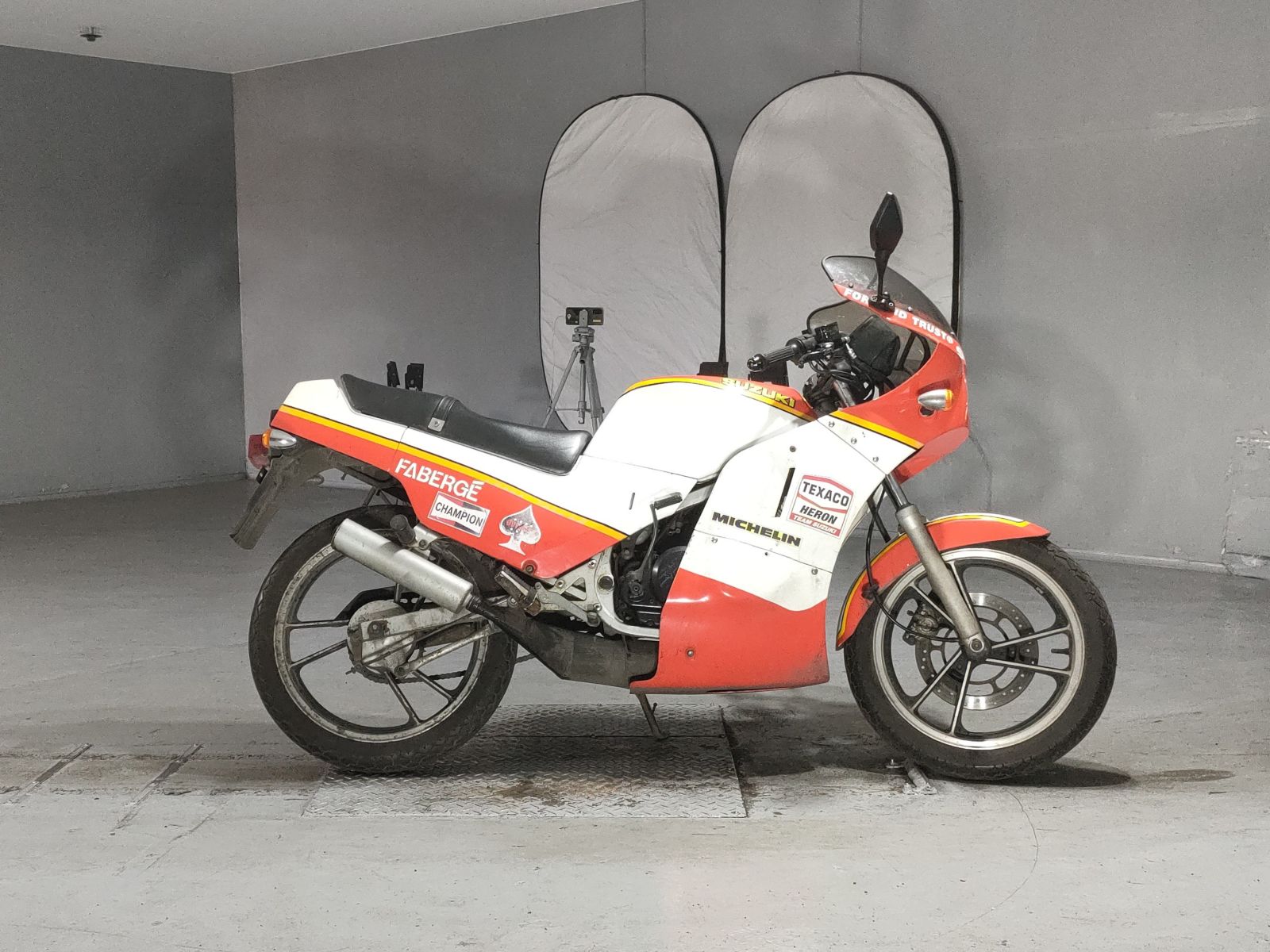 Suzuki RG125