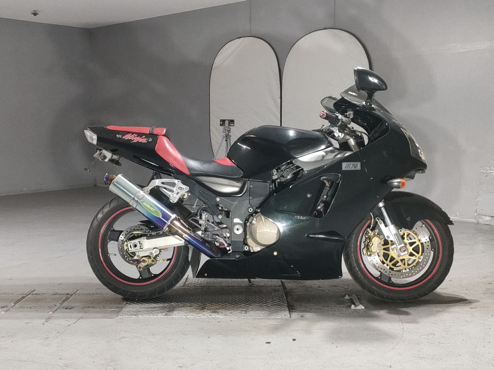 Kawasaki ZX-12R