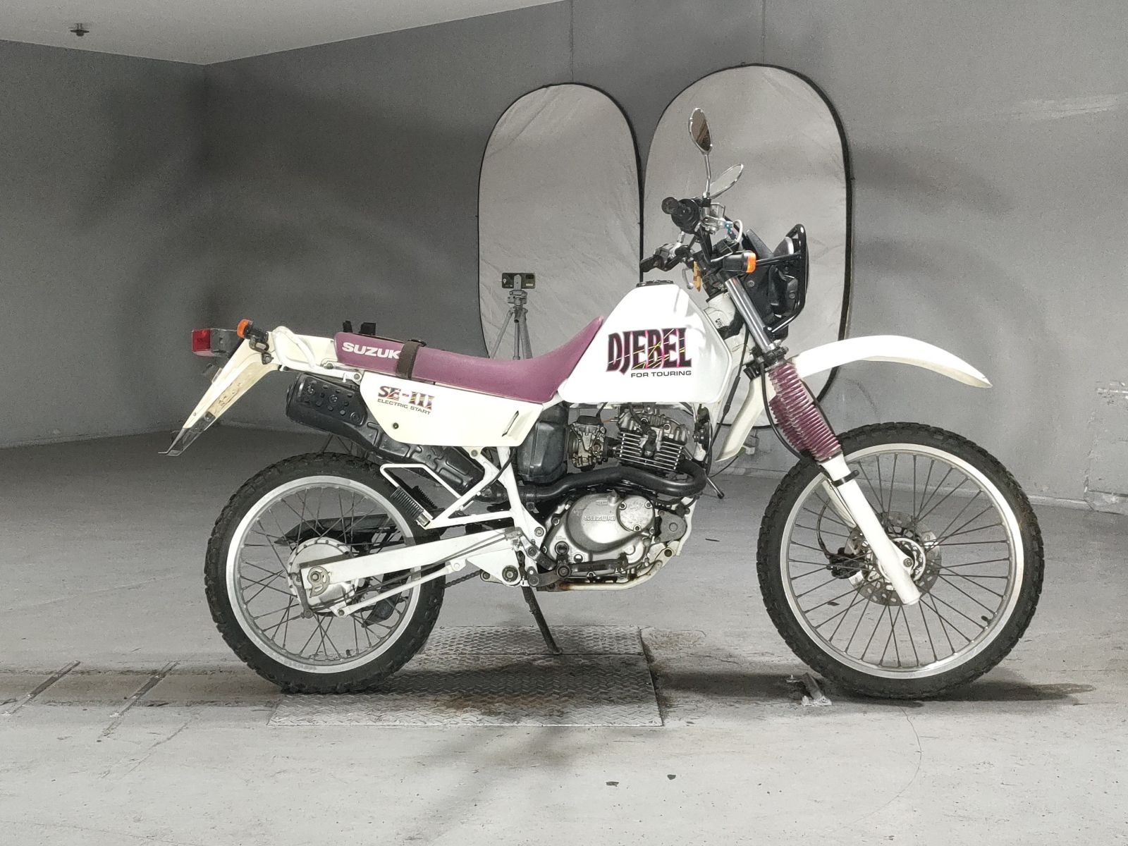 Suzuki DJEBEL125