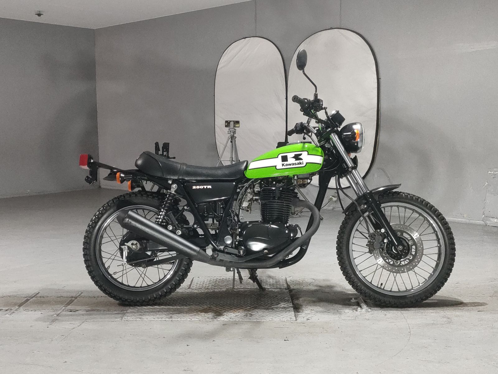 Kawasaki 250TR