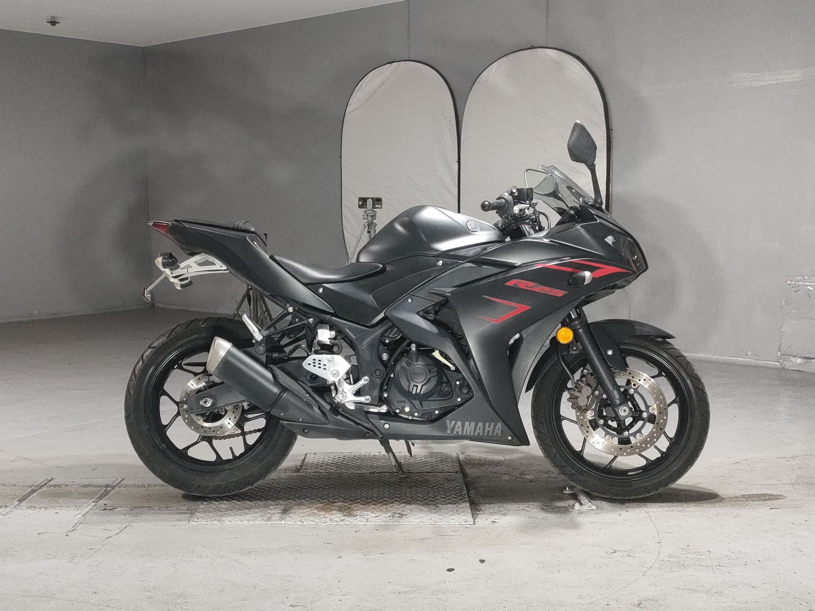 Yamaha YZF-R25