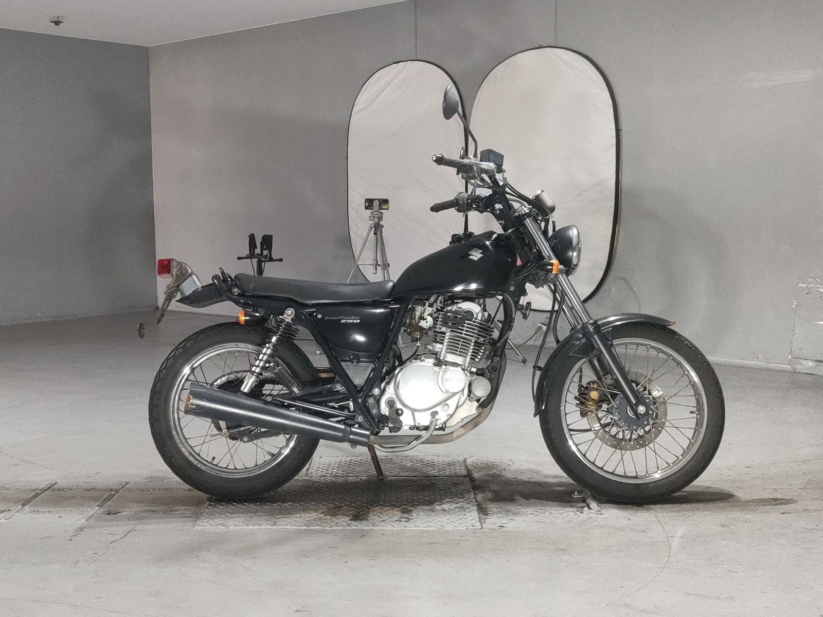 Suzuki GLASS TRACKER BIG BOY
