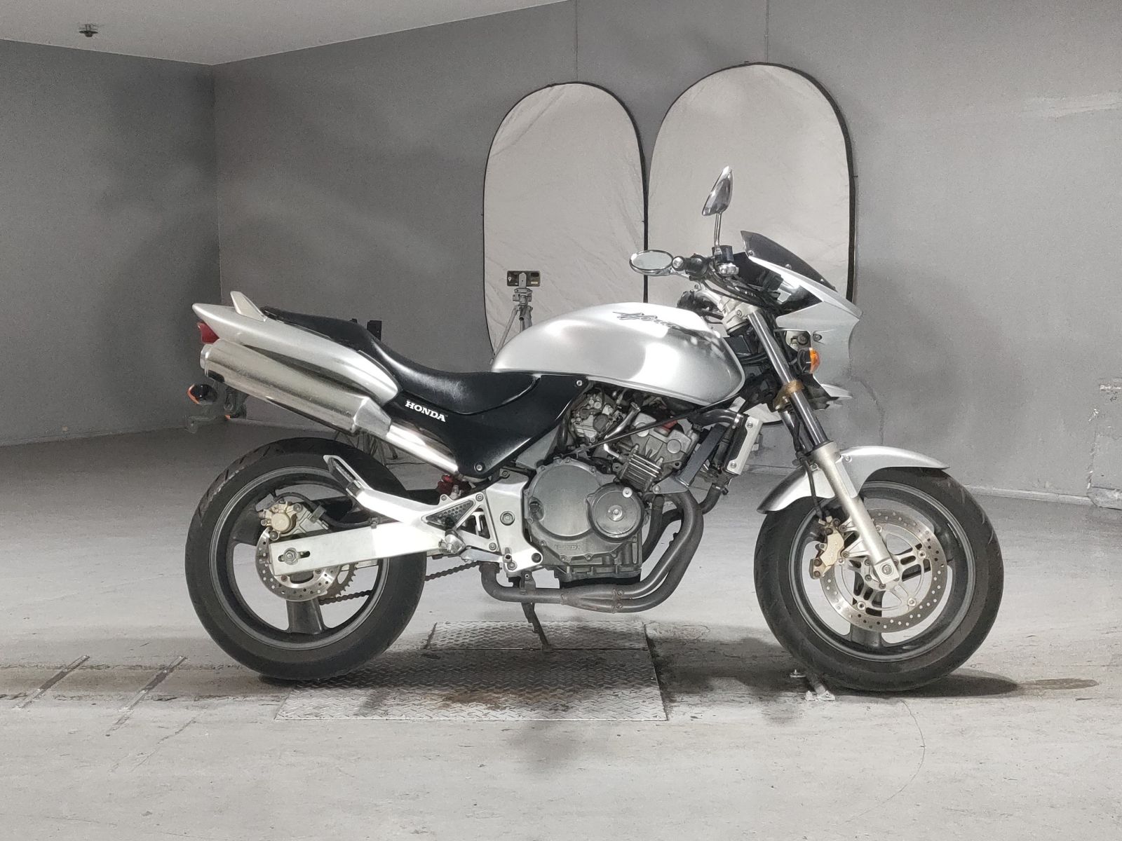 Honda HORNET250