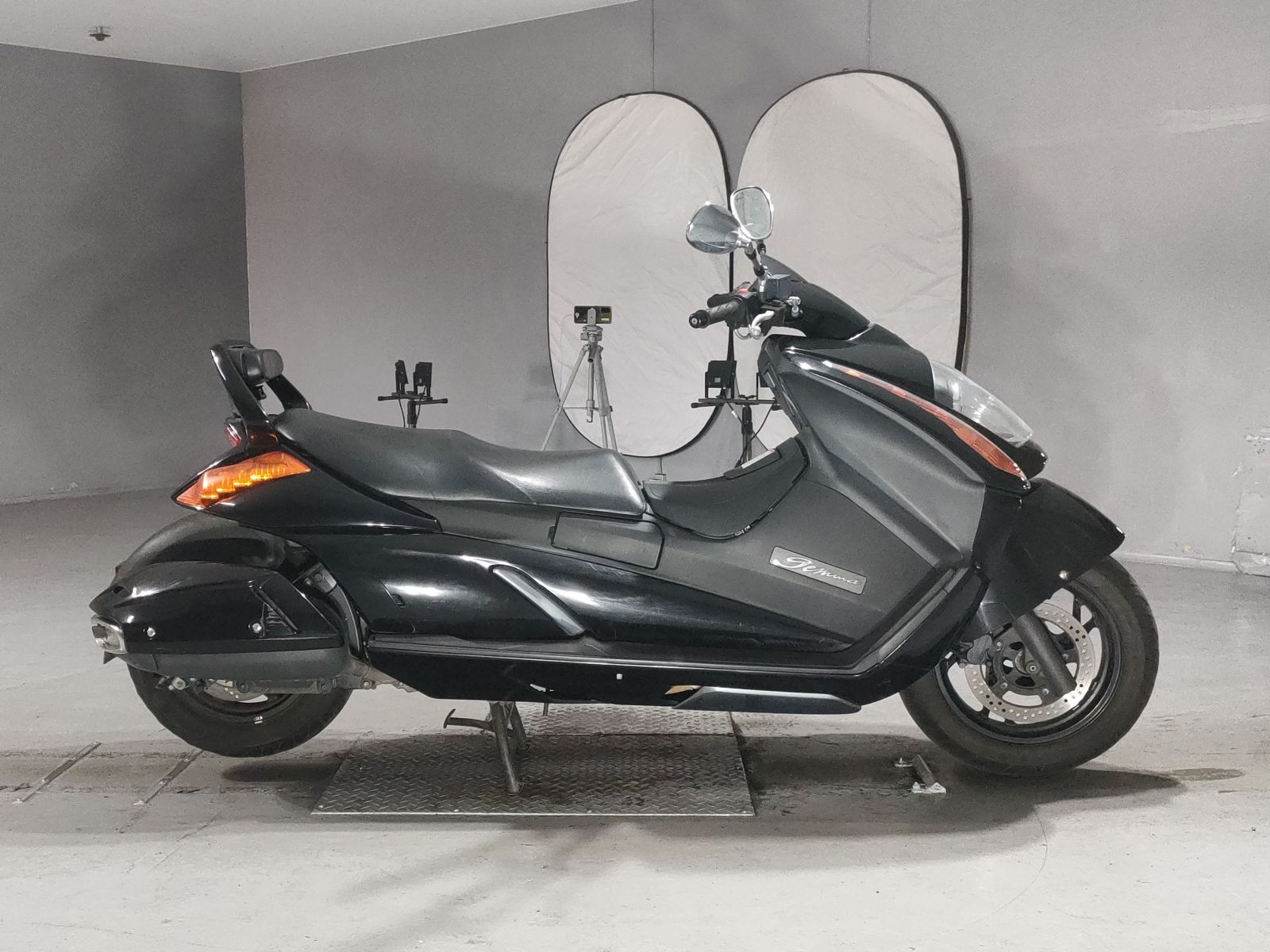 Suzuki GEMMA250