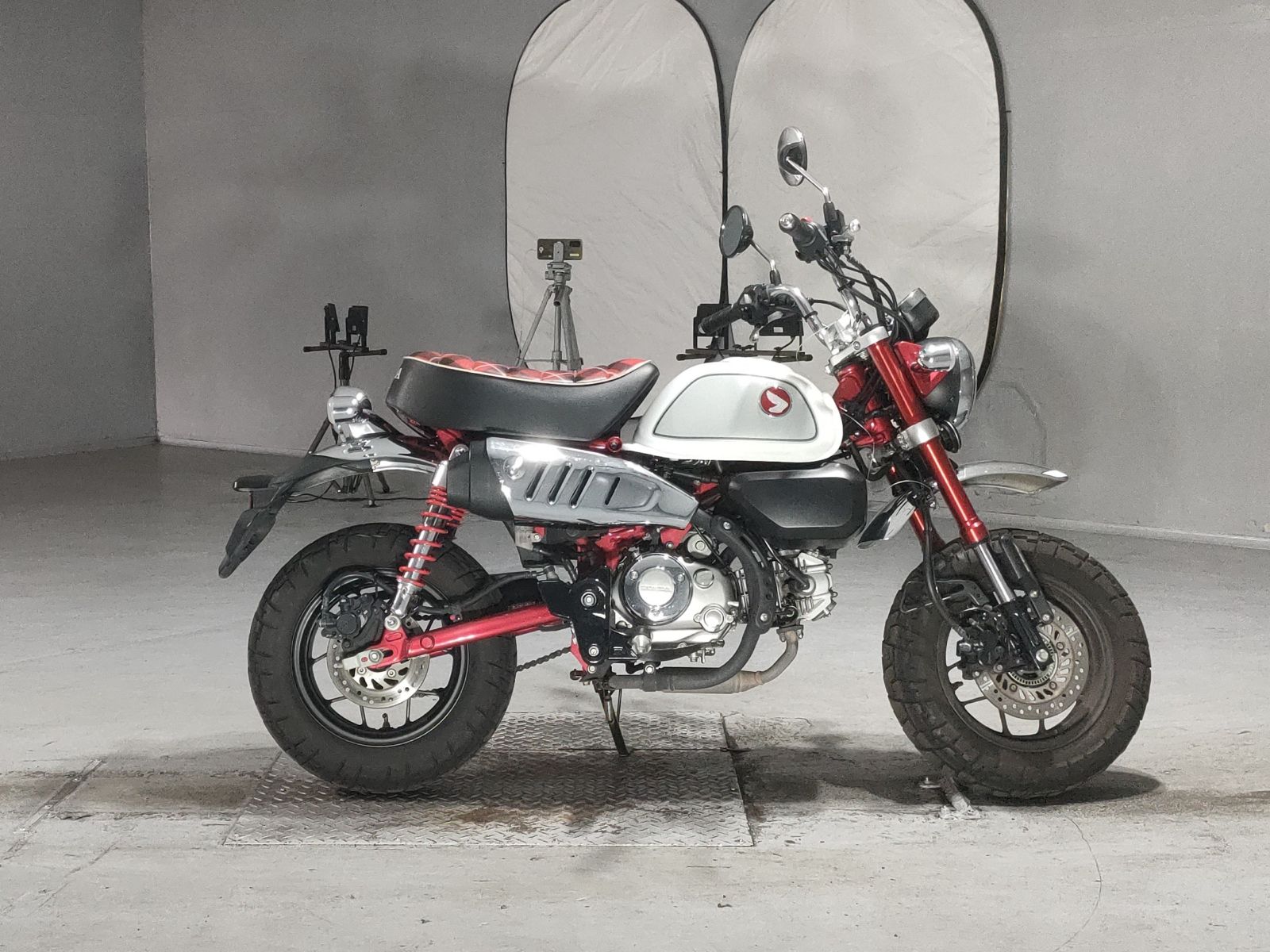 OTHER MONKEY 125