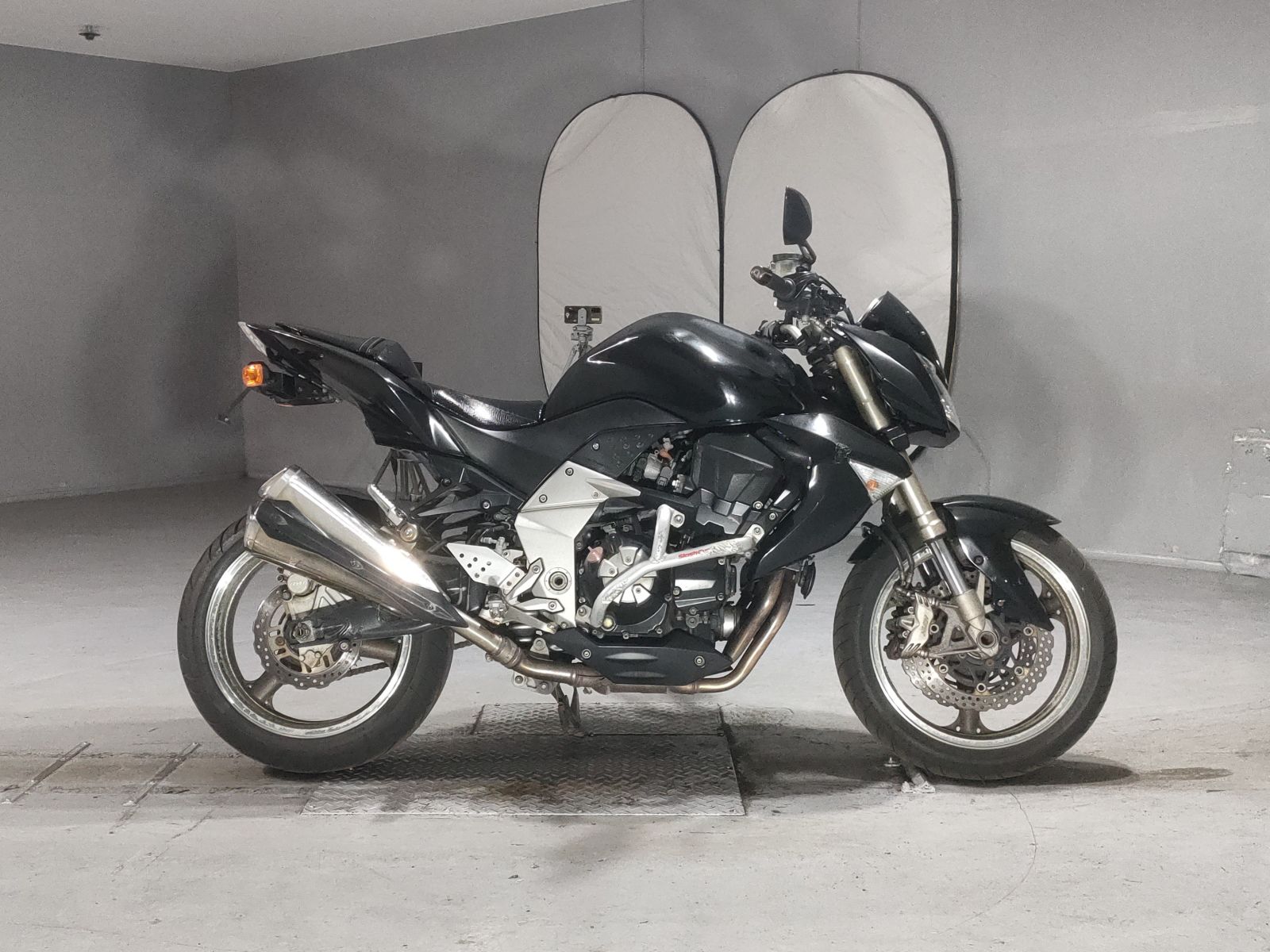 Kawasaki Z1000