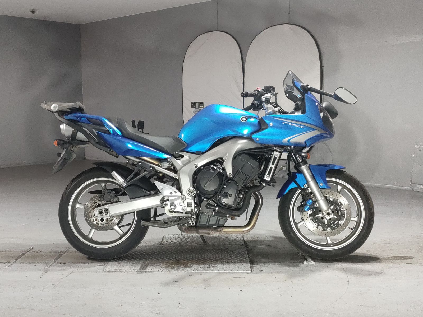 Yamaha FZ-6S FEATHER