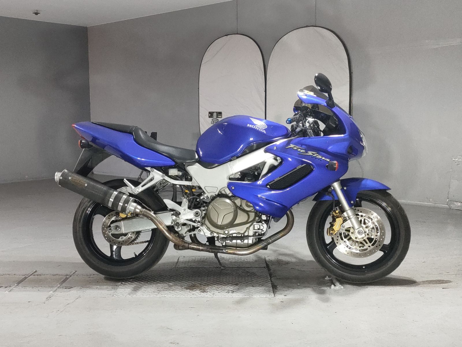 Honda VTR1000F