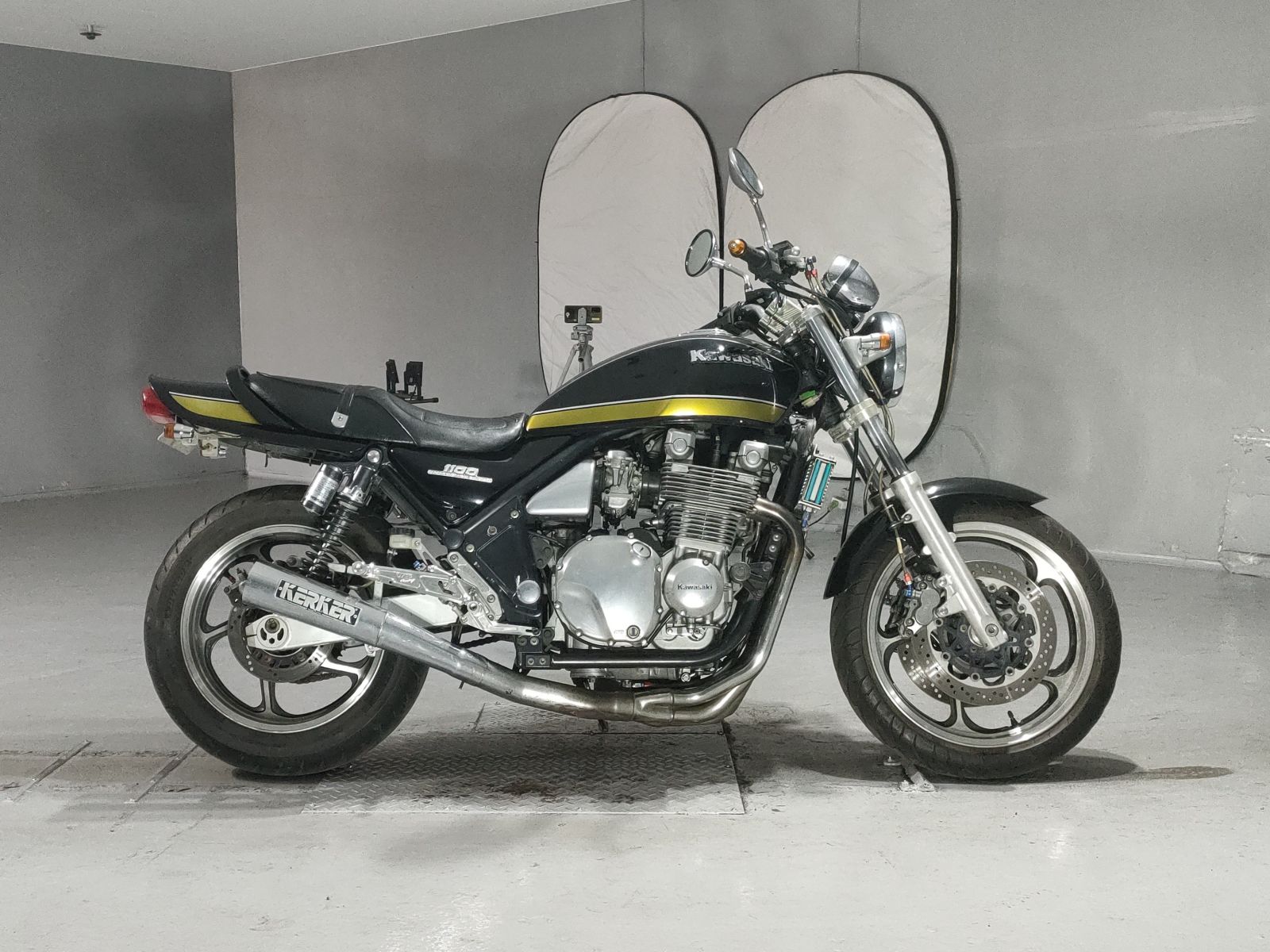 Kawasaki ZEPHYR1100