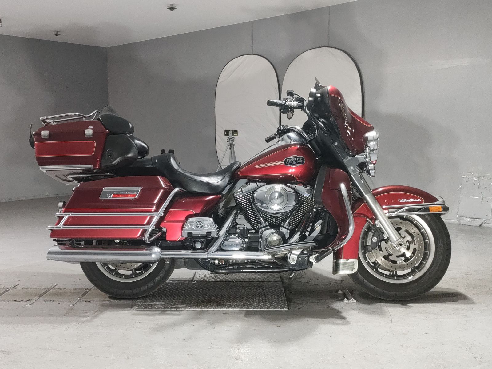 Harley-Davidson HARLEY FLHTCU1580