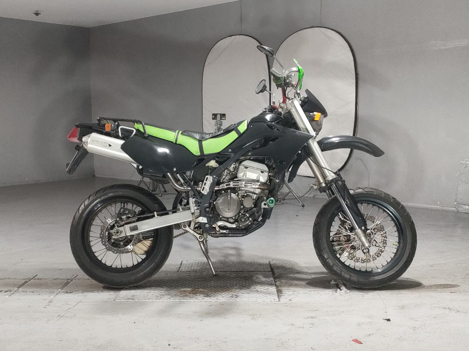 Kawasaki D-TRACKER