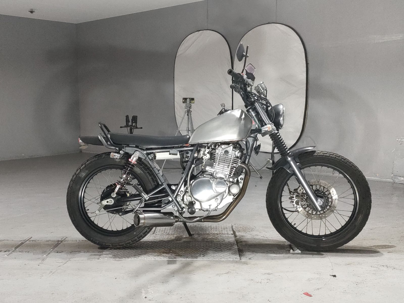 Suzuki GLASS TRACKER BIG BOY