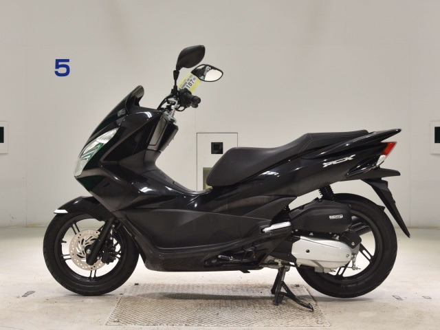 Honda PCX125-2