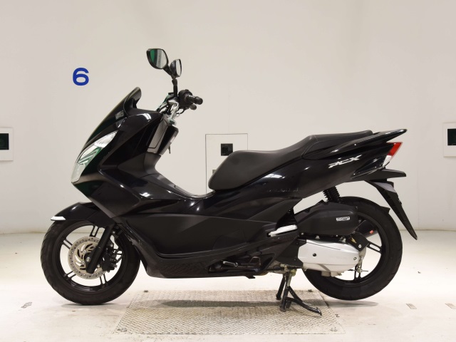 Honda PCX125-2