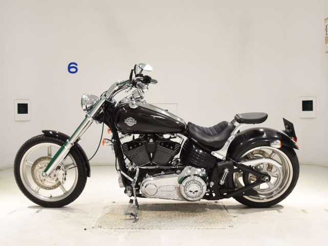 Harley-Davidson HARLEY FXCWC1580