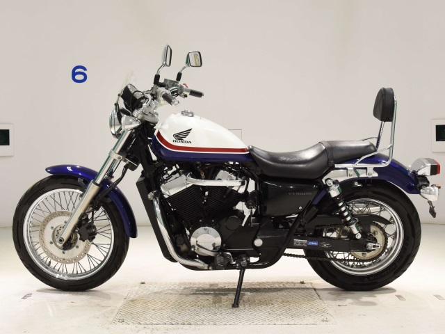 Honda VT400S